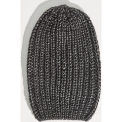 Czapka - Czarny. Czarne czapki damskie marki Sinsay. Za 19,99 zł.