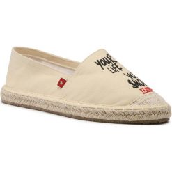 Espadryle BIG STAR - DD274A182 Beige. Brązowe espadryle damskie BIG STAR, bez wzorów, z tworzywa sztucznego, bez obcasa, na płaskiej podeszwie. W wyprzedaży za 69,00 zł.