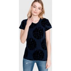 G-Star RAW Graphic 60 Koszulka Niebieski. Niebieskie koszulki damskie G-Star RAW, xs, z nadrukiem, z wiskozy, retro, bez kołnierzyka. Za 326,95 zł.