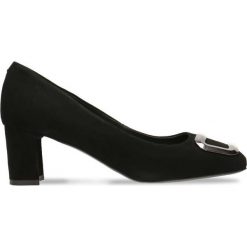 Czółenka ODETTA. Czarne buty ślubne damskie marki Gino Rossi, w geometryczne wzory, ze skóry, na obcasie. Za 249,90 zł.