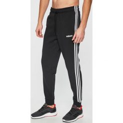 Adidas Performance - Spodnie. Czarne spodnie męskie adidas Performance, na co dzień, m, bez wzorów, z bawełny, sportowe. Za 179,90 zł.
