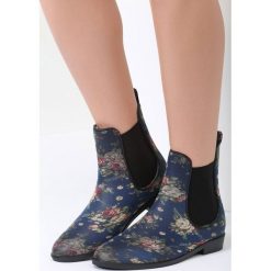 Granatowe Kalosze Walk On Water. Niebieskie kalosze damskie vices, z gumy. Za 69,99 zł.