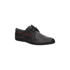 Derby Casu Półbuty skórzane sznurowane 343. Czarne derby męskie marki Reserved. Za 129,99 zł.