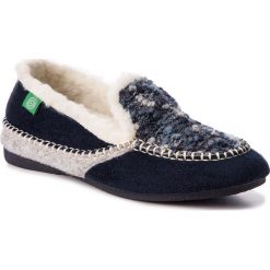 Kapcie DR. BRINKMANN - 340220 Blau 5. Niebieskie klapki damskie marki Dr. Brinkmann, bez wzorów, z tworzywa sztucznego, bez obcasa. W wyprzedaży za 179,00 zł.