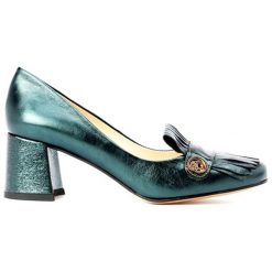 Buty ślubne damskie: Skórzane czółenka w kolorze zielonym
