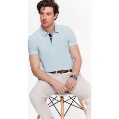 T-SHIRT MĘSKI POLO Z GŁADKIEJ PIKI. Szare koszulki polo Top Secret, na lato, m. Za 29,99 zł.