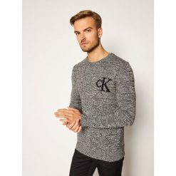 Sweter Calvin Klein Jeans J30J316592. Swetry męskie Calvin Klein Jeans, xxl, bez wzorów, z jeansu, klasyczne, z klasycznym kołnierzykiem, bez kaptura. Za 399,00 zł.