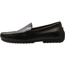 Polo Ralph Lauren REDDEN Mokasyny black. Czarne mokasyny męskie Polo Ralph Lauren, ze skóry. W wyprzedaży za 501,75 zł.