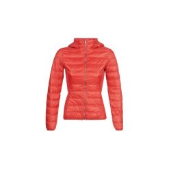 Kurtki pikowane Benetton SARAHA. Czerwone kurtki damskie Benetton, bez wzorów, bez kaptura. Za 399,00 zł.