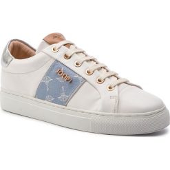 Sneakersy JOOP! - Coralie 4140004436 Light Blue 401. Białe półbuty damskie JOOP!, na co dzień, bez wzorów, ze skóry, bez obcasa, na płaskiej podeszwie, bez zapięcia. W wyprzedaży za 429,00 zł.