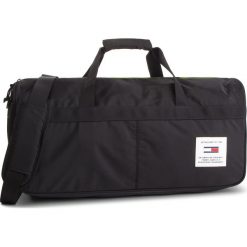 Torba TOMMY JEANS - Tjm Cool Tech Weekender AM0AM04323 002. Czarne torby męskie skórzane marki Tommy Jeans, bez wzorów, z jeansu, młodzieżowe. Za 599,00 zł.