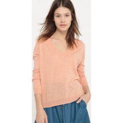 Kardigany damskie: Sweter z dekoltem w serek