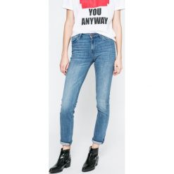 Lee - Jeansy Elly Unplugged. Niebieskie jeansy damskie slim marki Lee, l. W wyprzedaży za 229,90 zł.