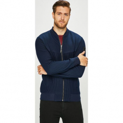 Medicine - Bluza Scottish Modernity. Czarne bejsbolówki męskie MEDICINE, l, z dzianiny, bez kaptura. Za 149,90 zł.