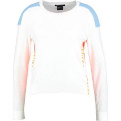 Swetry klasyczne damskie: Armani Exchange Sweter white/light blue