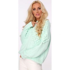 Golfy damskie: Sweter z golfem i pomponami miętowy MISC217