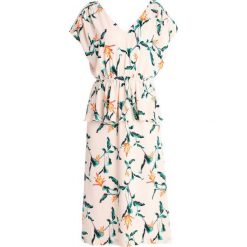 Modström GENESIS PRINT LONG DRESS Długa sukienka rose. Różowe długie sukienki damskie marki Modström, xs, z elastanu, z długim rękawem, długie. W wyprzedaży za 381,75 zł.