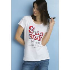 Bluzka z kolorowymi napisami. Szare bluzki damskie Monnari, uniwersalny, z napisami, z bawełny, bez kołnierzyka. Za 39,95 zł.