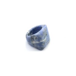 InspiRING Sodalit rozmiar 18. Niebieskie pierścionki damskie marki Brazi druse jewelry, z granatem. Za 240,00 zł.
