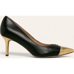 Lauren Ralph Lauren - Szpilki skórzane. Czarne szpilki Lauren Ralph Lauren, bez wzorów, ze skóry, bez obcasa, na obcasie, bez zapięcia. Za 469,90 zł.