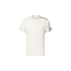 T-shirty z krótkim rękawem adidas Koszulka adidas Z.N.E. Białe koszulki męskie Adidas, s, bez wzorów, bez kołnierzyka, z krótkim rękawem, krótkie. Za 179,00 zł.