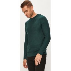 Jack & Jones - Sweter. Czerwone swetry męskie Jack & Jones, s, bez wzorów, z bawełny, z okrągłym kołnierzem, bez kaptura. Za 149,90 zł.