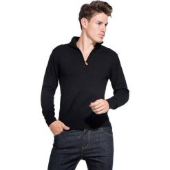 William de Faye sweter męski XL czarny. Czarne swetry męskie William de Faye, xl, bez wzorów, bez kołnierzyka, bez kaptura. W wyprzedaży za 211,00 zł.