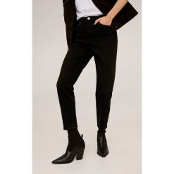 Mango - Jeansy Mom80. Szare jeansy damskie Mango, z podwyższonym stanem. Za 139,90 zł.