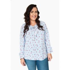 Elegancka bluzka żabot paski OVERSIZE PLUS SIZE JESIEŃ. Białe bluzki damskie Moda Size Plus Iwanek, xxl, w paski, z elastanu, eleganckie, z klasycznym kołnierzykiem, plus size, z długim rękawem. Za 119,00 zł.
