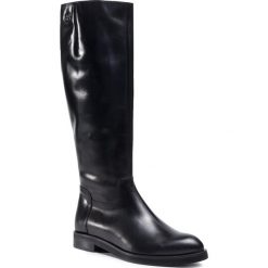 Oficerki SOLO FEMME - 30817-06-C57/000-51-00 Czarny. Czarne kozaki damskie Solo Femme, ze skóry, bez obcasa, bez zapięcia. Za 619,00 zł.