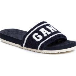 Klapki GANT - Plagepool 20569437 Navy G69. Niebieskie klapki damskie GANT, bez wzorów, z tworzywa sztucznego, bez obcasa. Za 169,00 zł.