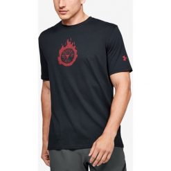 Under Armour Project Rock Stay Strong Koszulka Czarny. Czarne podkoszulki męskie Under Armour, xl, z nadrukiem, z bawełny, rockowe, bez kołnierzyka, z krótkim rękawem, krótkie. Za 171,95 zł.