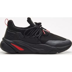Sneakersy chunky - Czarny. Czarne sneakersy męskie Cropp, bez zapięcia. Za 199,99 zł.