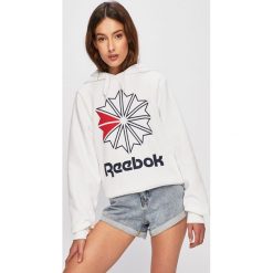 Reebok Classic - Bluza. Białe bluzy damskie Reebok Classic, s, z nadrukiem, z elastanu, bez rękawów, z kapturem. Za 229,90 zł.