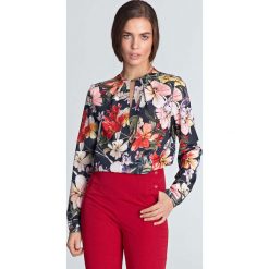 Granatowa Elegancka Wizytowa Bluzka z Wycięciem przy Dekolcie. Niebieskie bluzki damskie Molly.pl, s, z aplikacjami, eleganckie, z klasycznym kołnierzykiem, z długim rękawem. Za 129,90 zł.