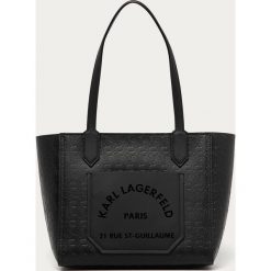 Karl Lagerfeld - Torebka skórzana. Czarne listonoszki damskie KARL LAGERFELD, w paski, ze skóry, na ramię, małe, bez dodatków. Za 1189,00 zł.