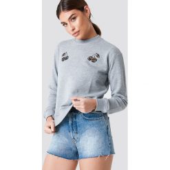 Bluzy rozpinane damskie: NA-KD Bluza Cherry - Grey