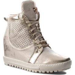 Sneakersy EKSBUT - 76-4129-672/F98/F16 Złoto Licowa. Żółte botki damskie marki Eksbut, bez wzorów, ze skóry, bez obcasa, bez zapięcia. W wyprzedaży za 269,00 zł.
