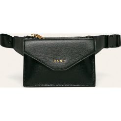Dkny - Nerka skórzana. Czerwone nerki damskie DKNY, w paski, ze skóry, małe, bez dodatków. W wyprzedaży za 569,90 zł.