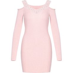 Różowa Sukienka Summer Of Love. Różowe sukienki marki numoco, l, z dekoltem w łódkę, oversize. Za 59,99 zł.