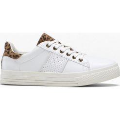 Sneakersy bonprix biały - leo. Białe buty sportowe damskie bonprix, bez wzorów, sportowe. Za 99,99 zł.