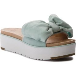 Klapki damskie: Klapki UGG – W Joan 1019868 W/Aqua