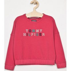 Tommy Hilfiger - Bluza dziecięca 110-176 cm. Różowe bluzy dziewczęce TOMMY HILFIGER, z nadrukiem, z elastanu, bez rękawów, bez kaptura. W wyprzedaży za 129,90 zł.