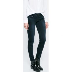 Hilfiger Denim - Jeansy Sophie. Niebieskie rurki damskie marki Hilfiger Denim, z aplikacjami, z elastanu, z obniżonym stanem. W wyprzedaży za 349,90 zł.