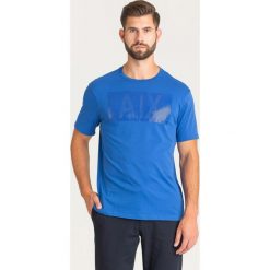 T-SHIRT ARMANI EXCHANGE. Niebieskie t-shirty męskie m, z aplikacjami, z bawełny, z okrągłym kołnierzem. Za 137,40 zł.