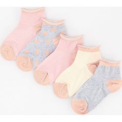 Skarpetki 5 pack - Jasny szar. Szare skarpetki męskie marki Reserved. Za 34,99 zł.