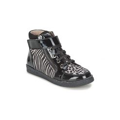 Buty Dziecko Unisa NAIRA. Czarne trampki dziewczęce Unisa, bez wzorów, bez zapięcia. Za 367,20 zł.