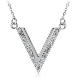 Naszyjnik z kryształkami Swarovski - dł. 42 cm. Szare naszyjniki damskie METROPOLITAN. W wyprzedaży za 35,95 zł.