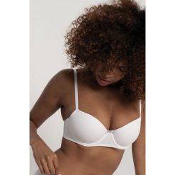 Dorina - Biustonosz Bella (2 pack). Różowe biustonosze Dorina, z haftami, z elastanu. W wyprzedaży za 69,90 zł.