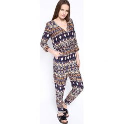 Only - Kombinezon. Szare kombinezony damskie marki ONLY, z materiału, z długim rękawem, długie. W wyprzedaży za 79,90 zł.